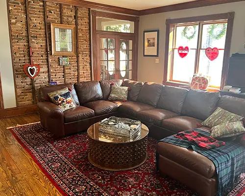 Bed & Breakfast over Airbnb In Augusta